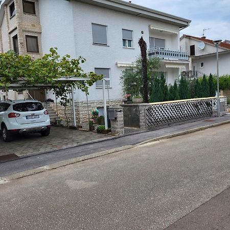 Zino Apartment อูมัค ภายนอก รูปภาพ
